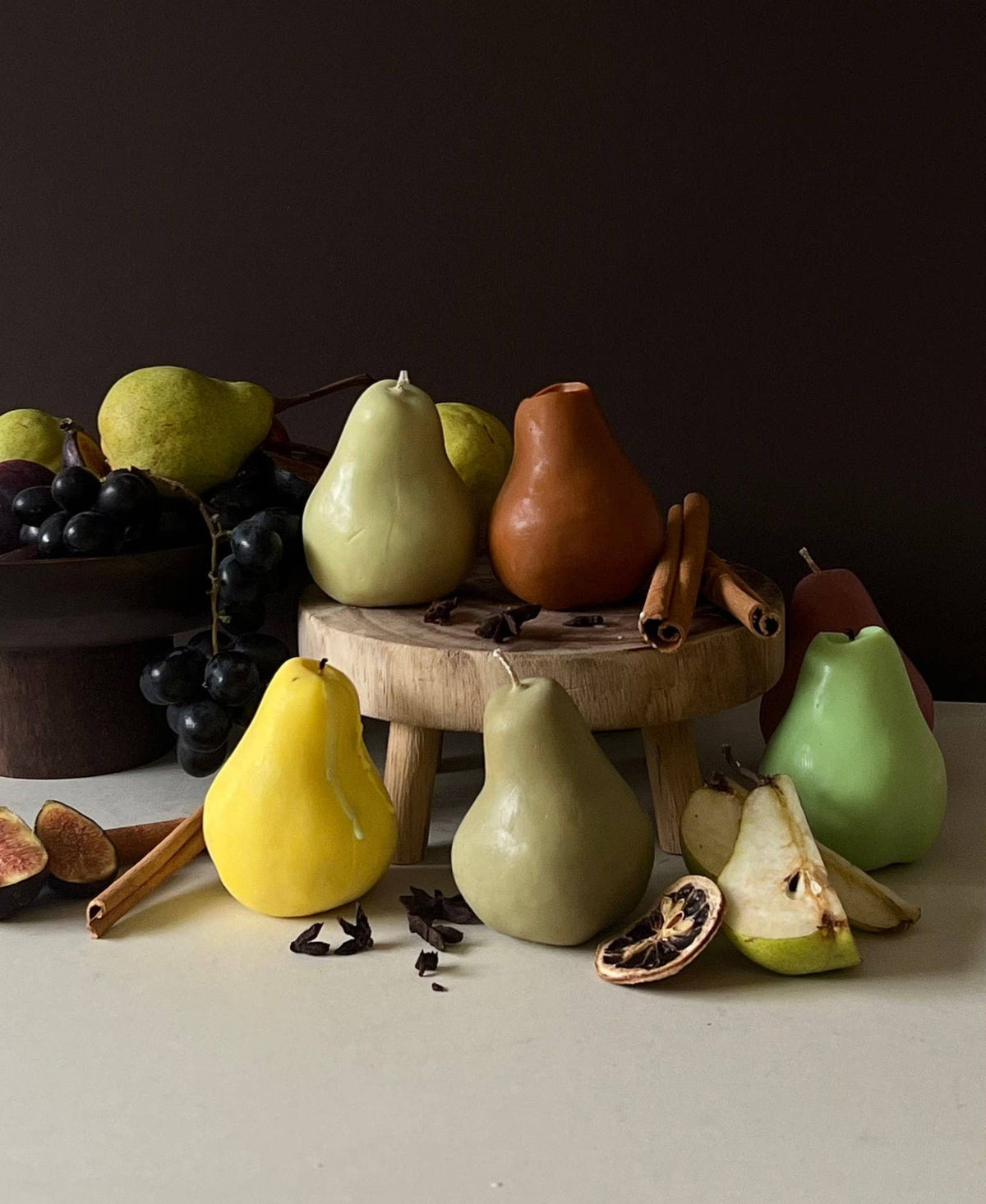 Pear-shaped candles | Pear Fruit Candles | Scented Candles : Olive Green / Pear and Freesia