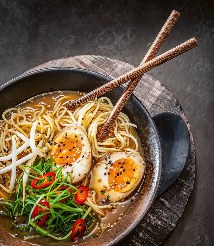 Ramen. Traditional and Modern Soul Food Recipes (German)