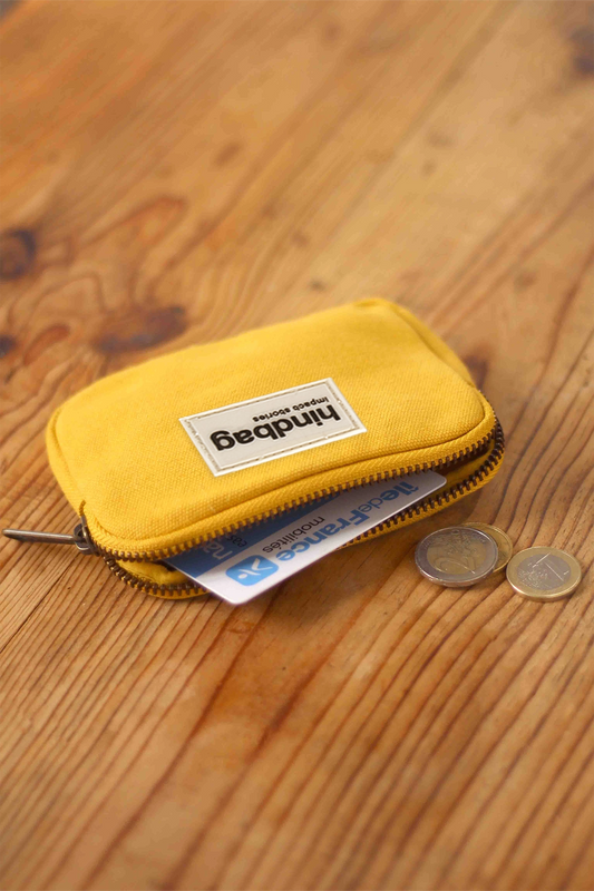 Lili Saffron coin purse