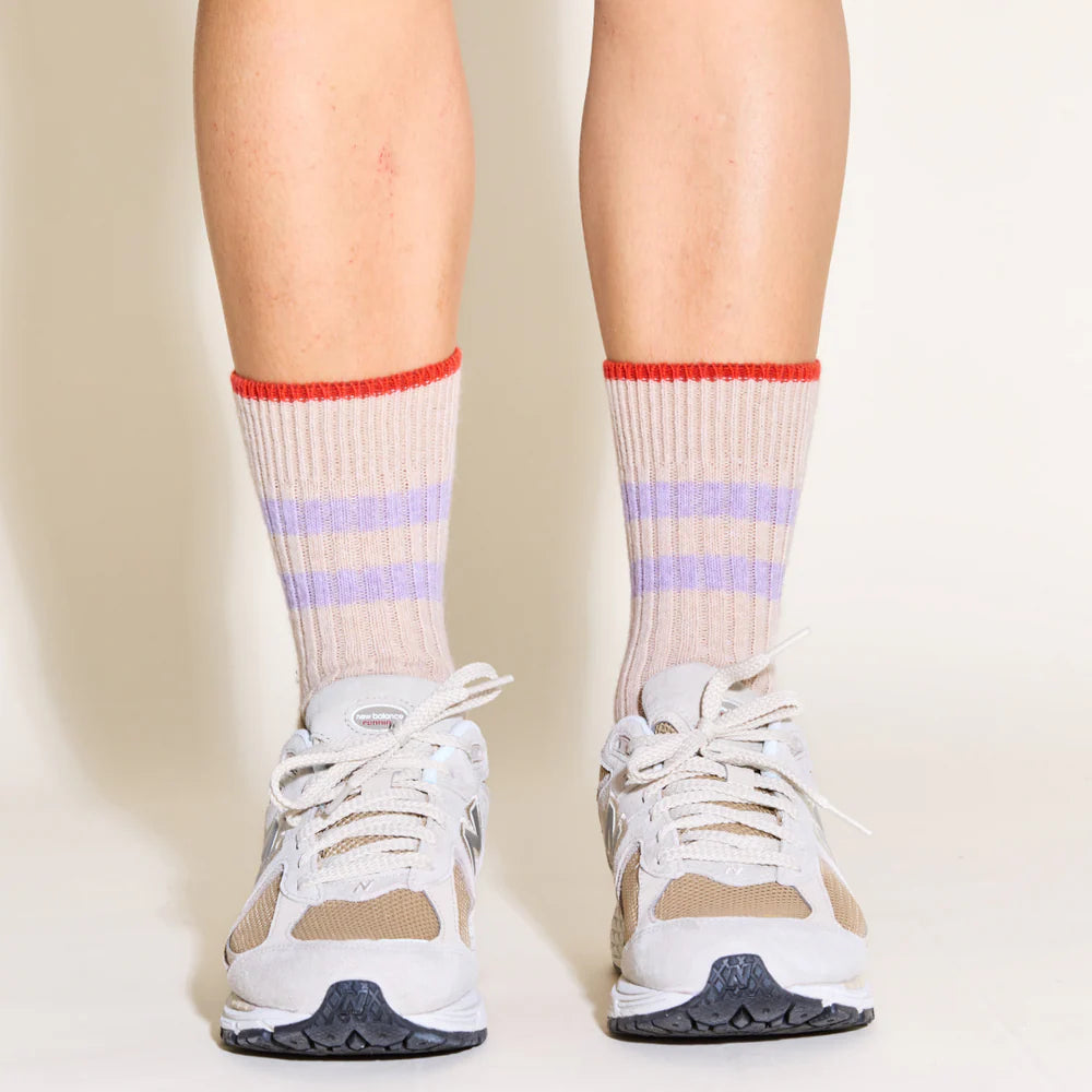 Gestrickte Wollsocken – Lavendel