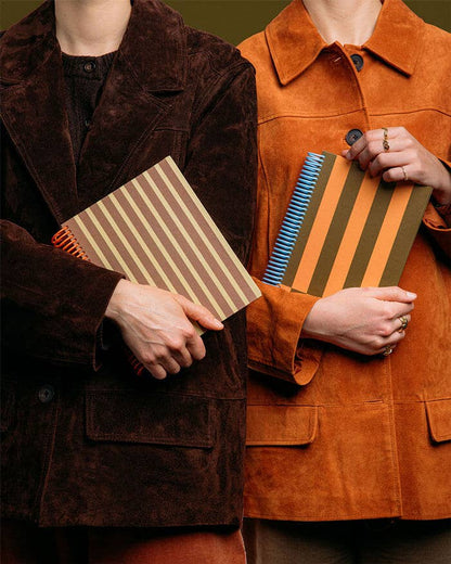 Loop Coil Notebook: Dotted