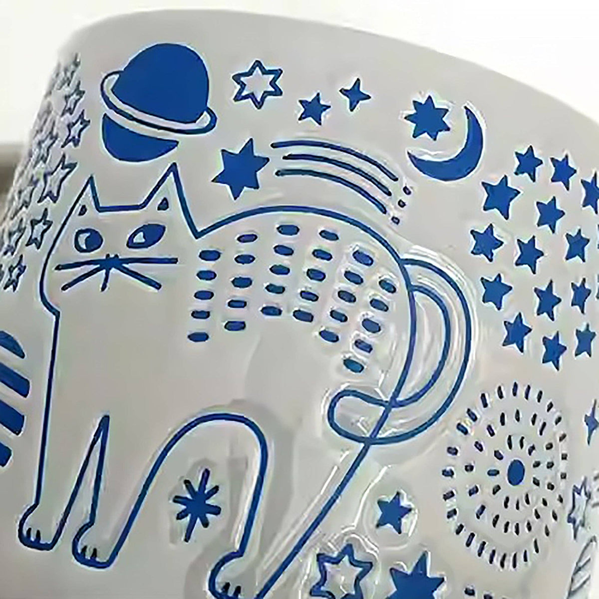 Decole Keramiktasse mit Katzen-Laufmuster: Dans la rue