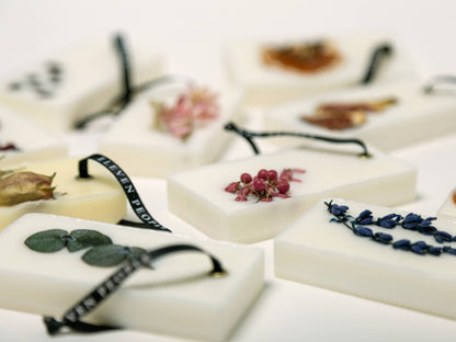 08 Sea Salt, Jasmine and Cedarwood Closet Wax Bar Freshener: Small