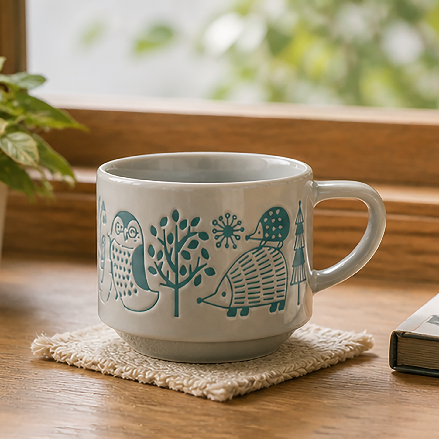 DECOLE coffee cup with embossed animal motif: Chien