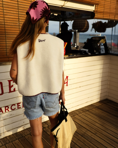 Wanderlust Fleece Vest - Beige: Beige