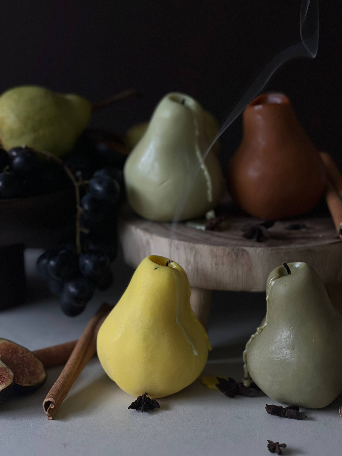Pear-shaped candles | Pear Fruit Candles | Scented Candles : Yellow / Lemon & Levander