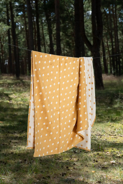 jacquard Beach Towel – pied-de-poule – yellow/ white