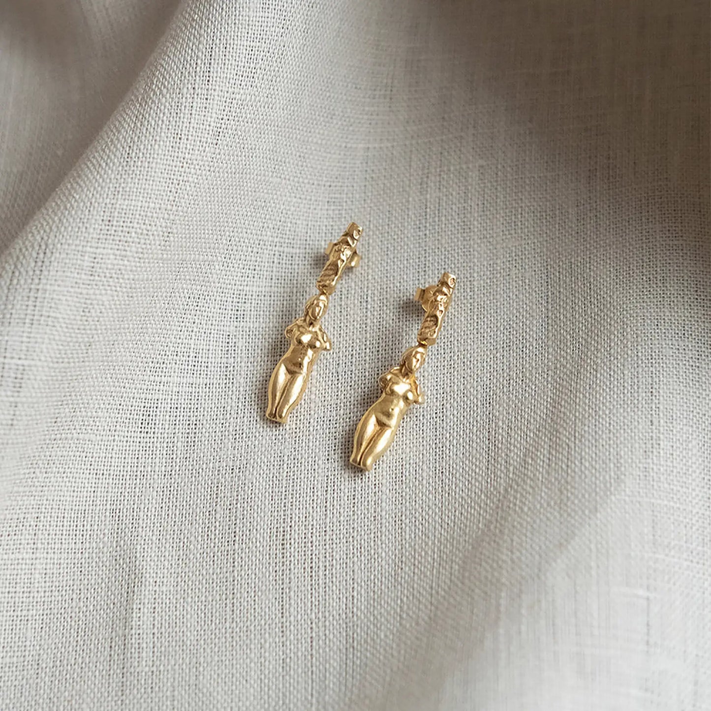 Aphrodite Drop Earrings – Gold-Plated Silver