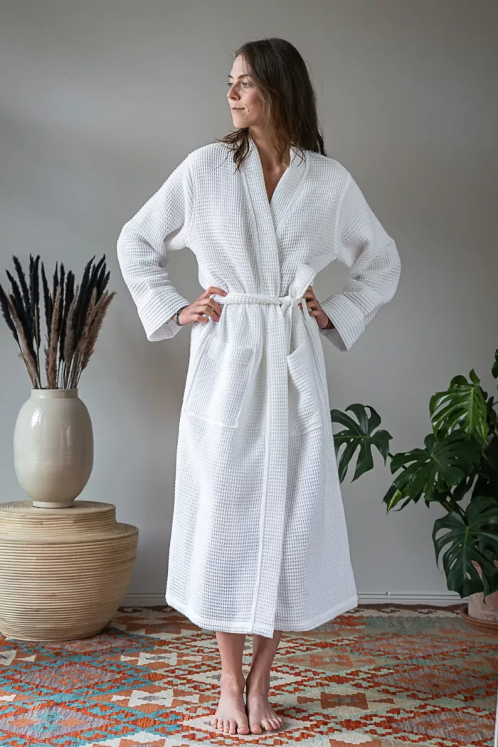 neunest_bathrobe_pamuk-cotton-bathrobe-waffle-white-1